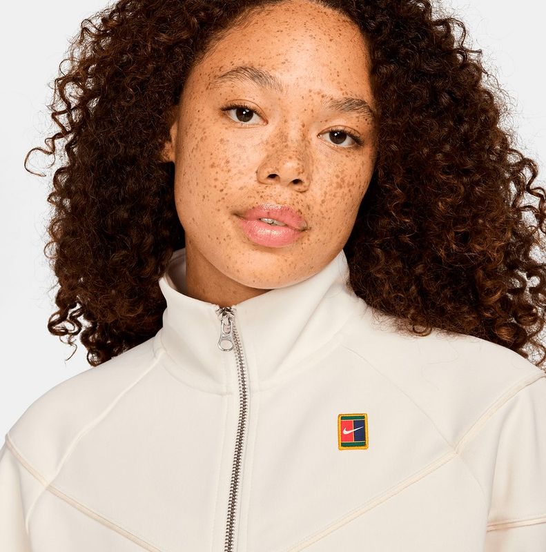 NikeCourt Heritage Windrunner Women's Tennis Jacket (Pale Ivory)